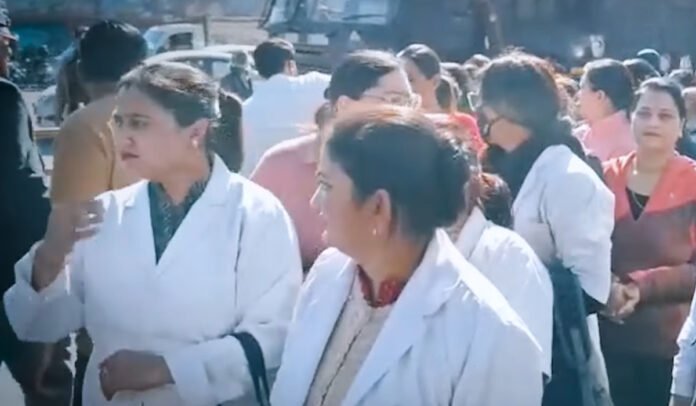 Dehradun nursing applicants protests